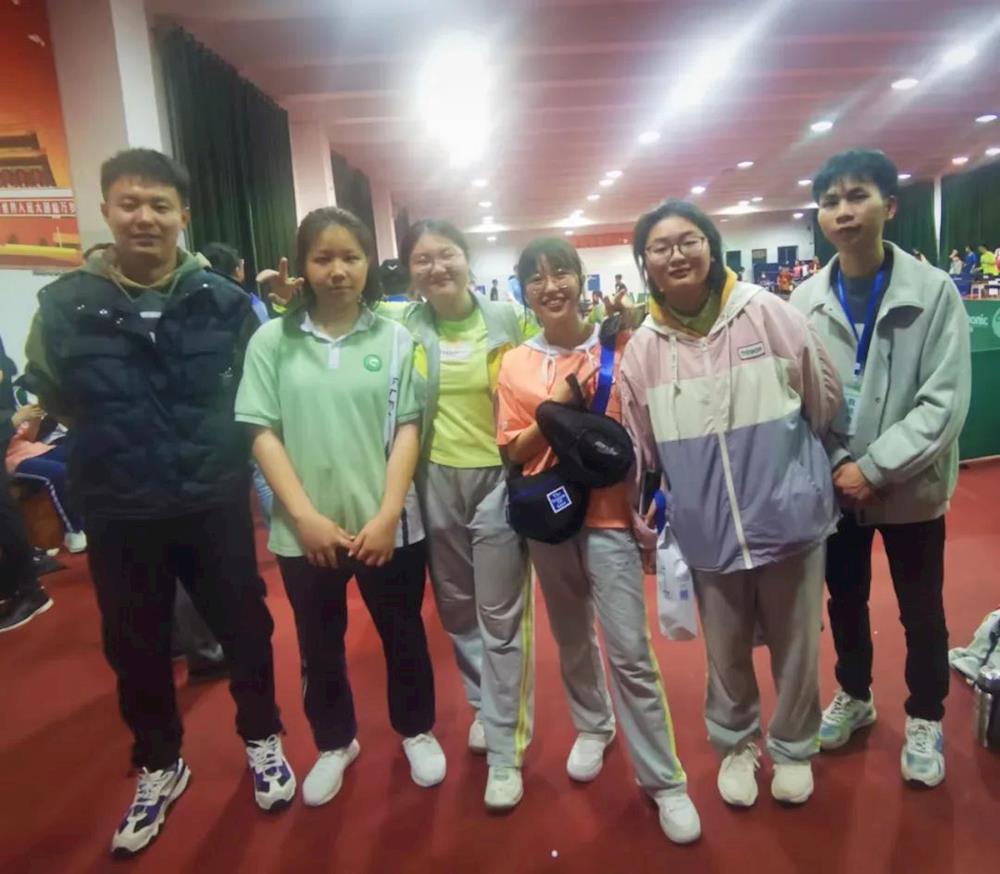 4ceb639adc984efe81113a9431f867f0.jpg