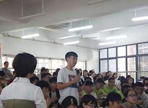 广西普通高中英语学科课程基地建设活动在我校举行